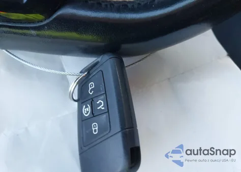 2019 Volkswagen Jetta 1.4T Sel Premium z USA, uszkodzony, nr VIN 3VWG57BU0KM068501